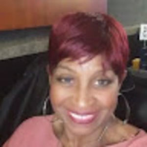 Meet your Posher, Yolunda